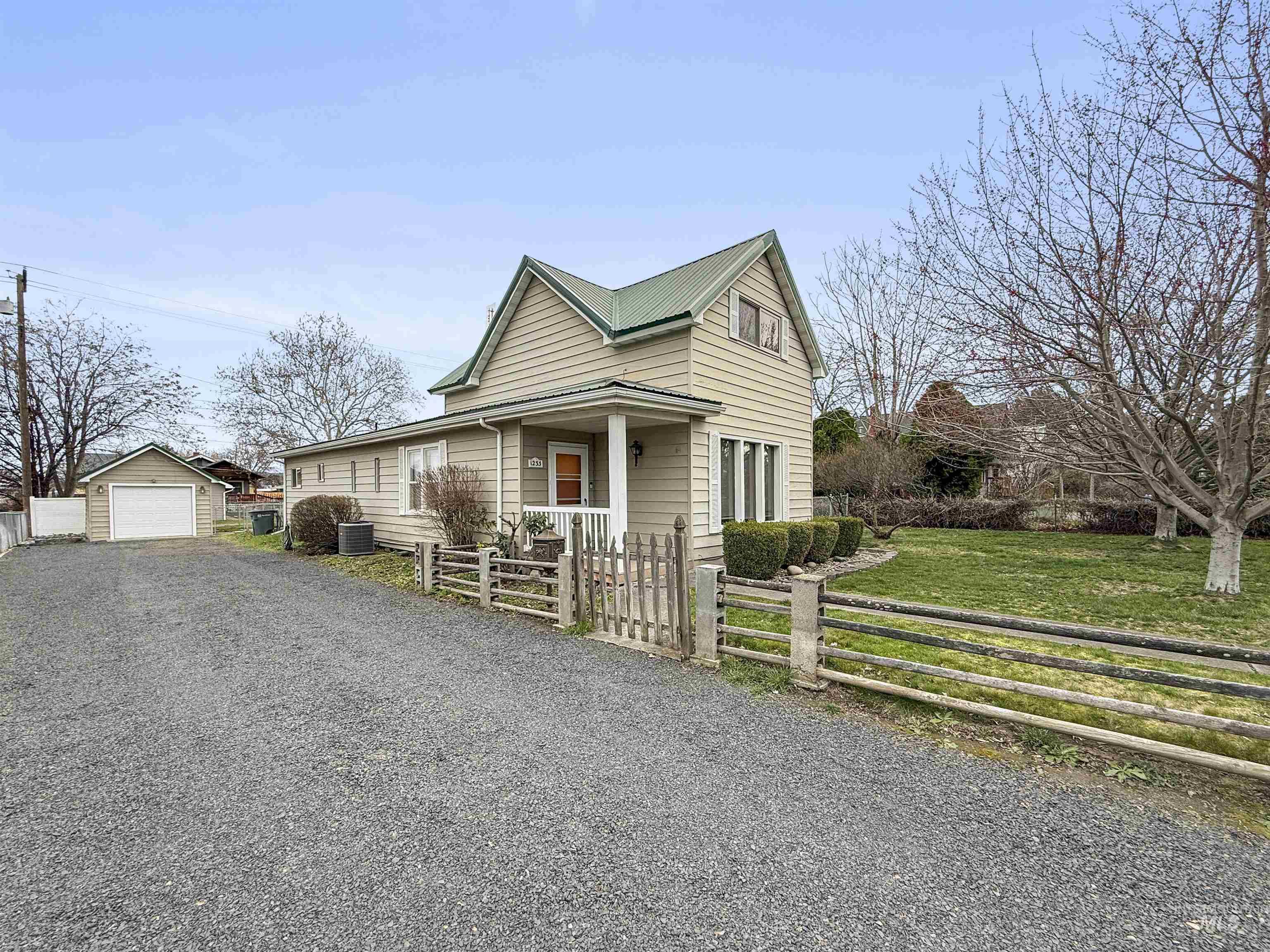 1233 8th Street Clarkston, WA 99403 - Photo 1 of 1