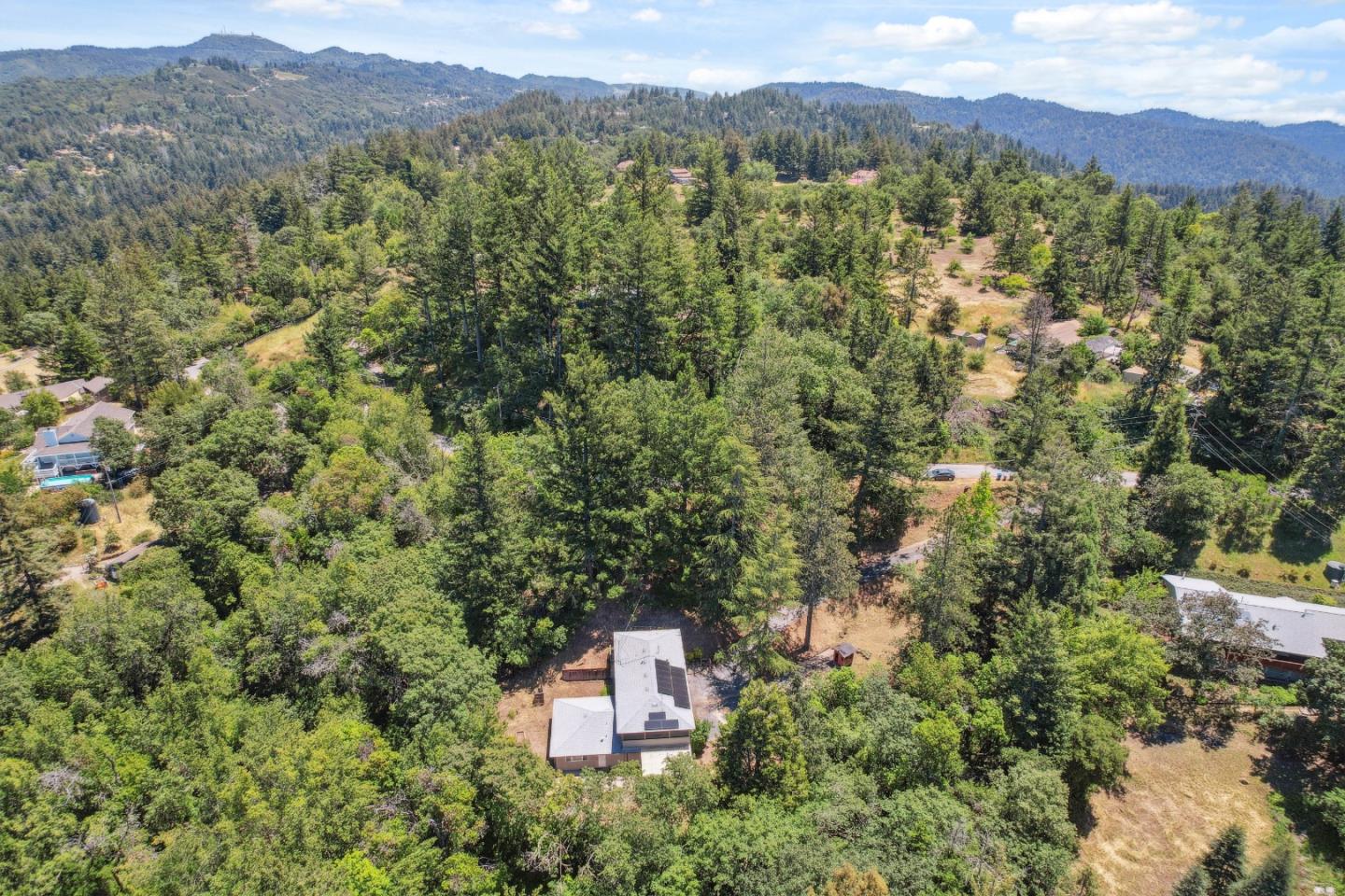 24895 Skyland Road Los Gatos, CA 95033 - Photo 79 of 113