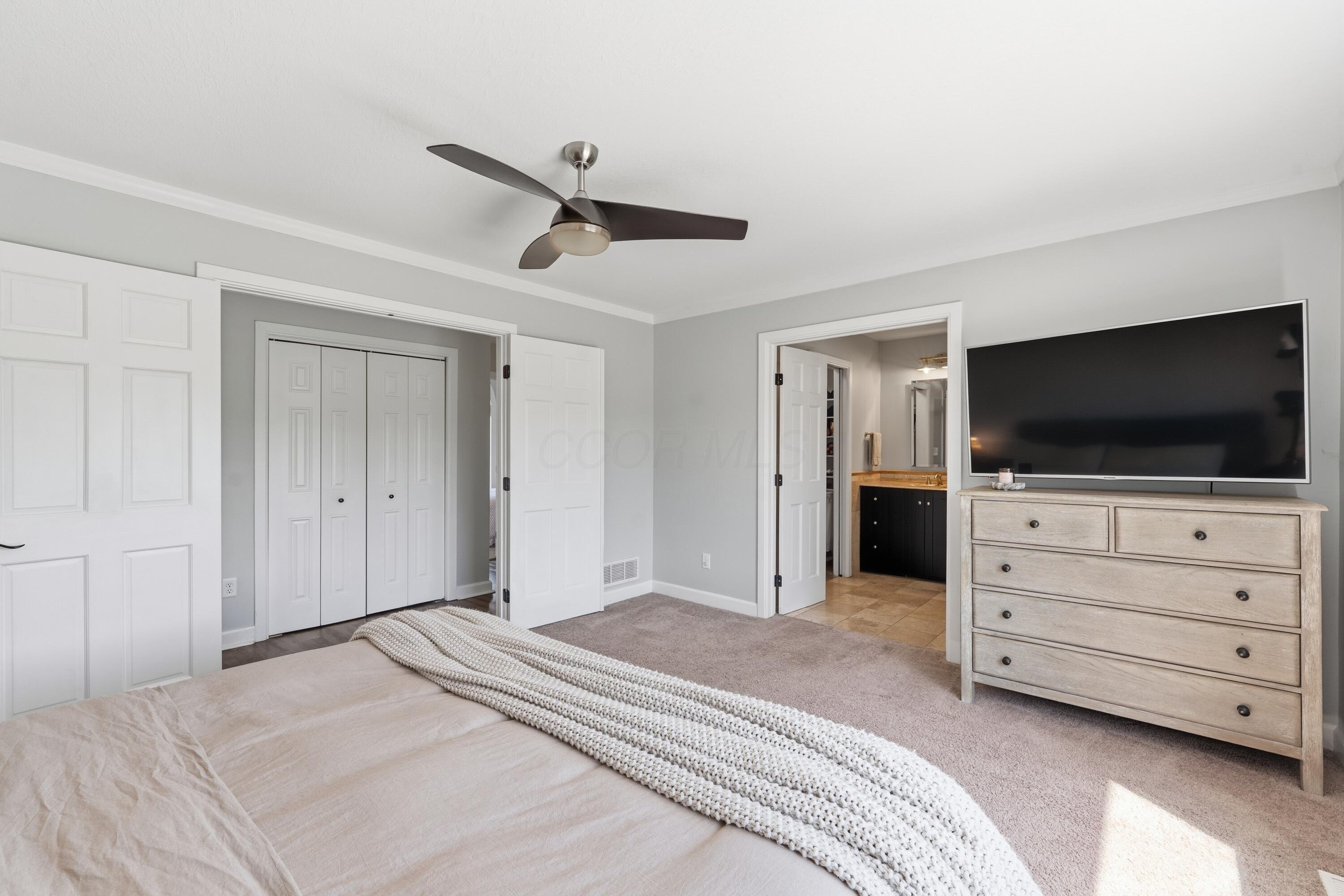 1770 Cheshire Road Delaware, OH 43015 - Photo 20 of 37 Owner's bedroom