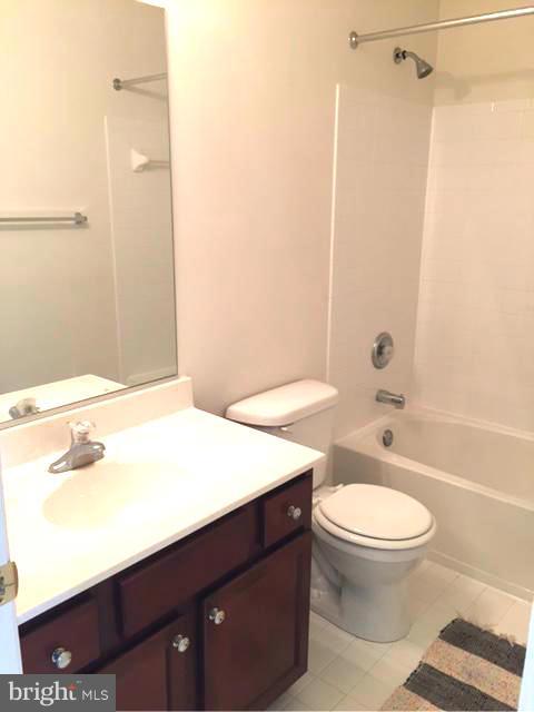 9635 Biggs Road Middle River, MD 21220 - Photo 20 of 28 Bath upper level
