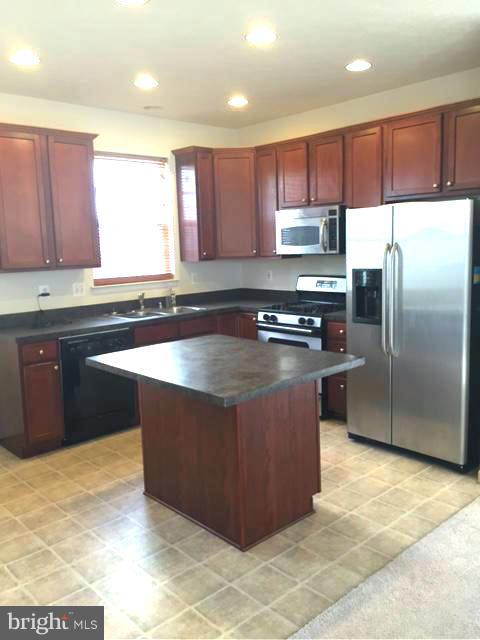 9635 Biggs Road Middle River, MD 21220 - Photo 8 of 28 Kitchen