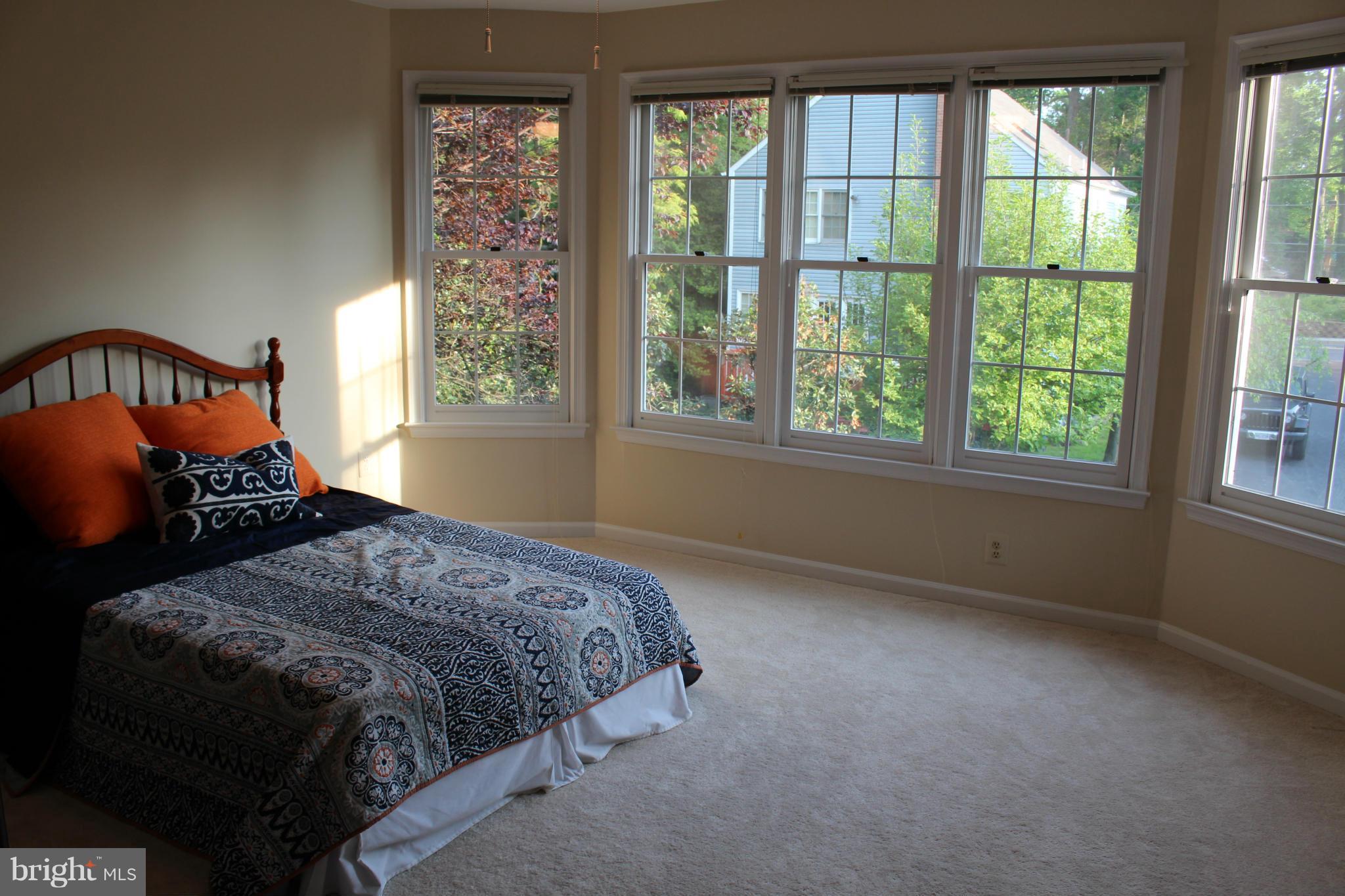 2220 Forest Glen Road Silver Spring, MD 20910 - Photo 14 of 27 Bedroom