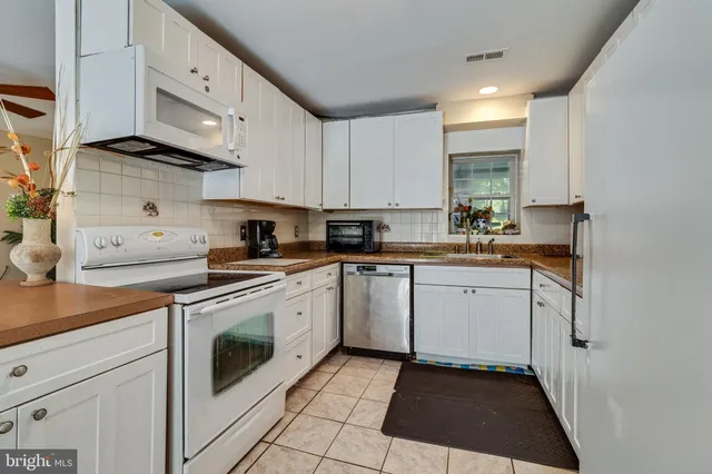 $745,000 | 12475 Helen Fowlers Place, Hughesville, MD 20637