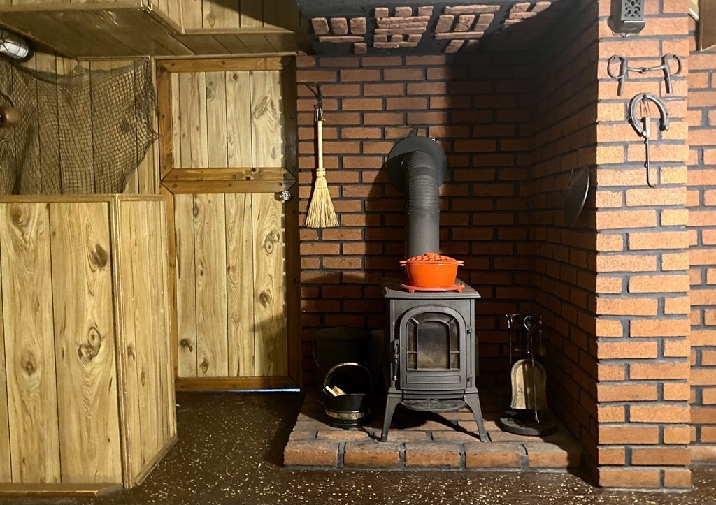 139 Pilgrim Road Springfield, MA 01118 - Photo 11 of 14