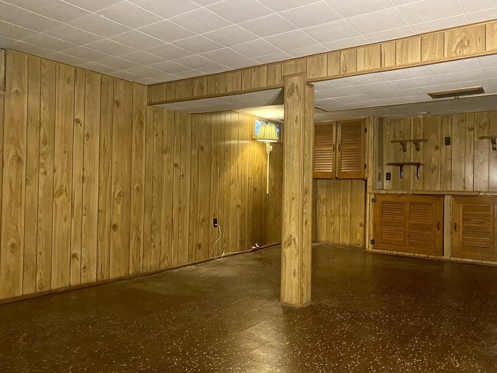 139 Pilgrim Road Springfield, MA 01118 - Photo 10 of 14