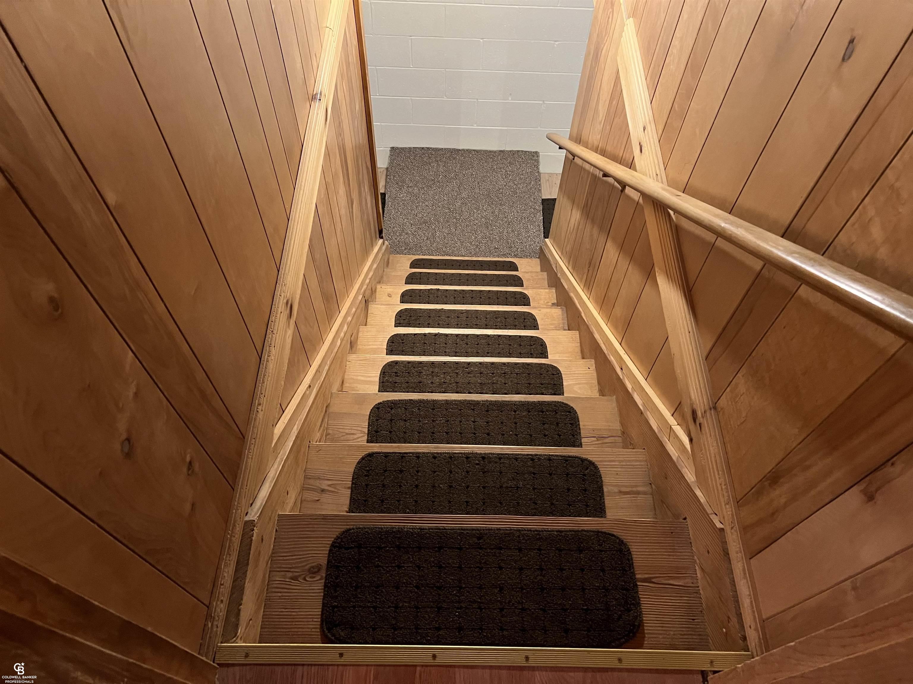 3225 Hartsell Road Owendale, MI 48754 - Photo 48 of 78 Steps to the full walk ou