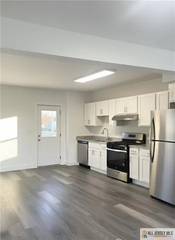 $2,200 | 1790 West 4th Street, Unit 2, Dunellen, NJ 08812