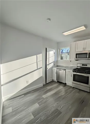 $2,200 | 1790 West 4th Street, Unit 2, Dunellen, NJ 08812