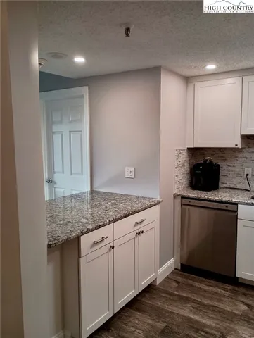 $279,900 | 303 Sugar Top Drive, Unit 61603, Sugar Mountain, NC 28604