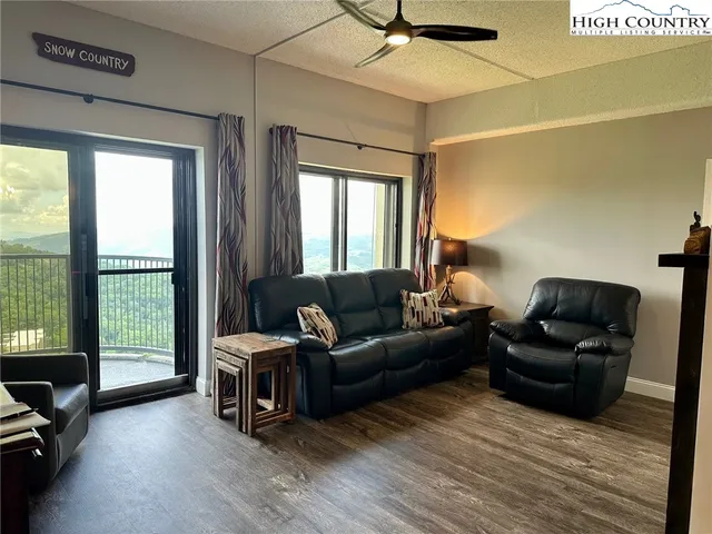 $279,900 | 303 Sugar Top Drive, Unit 61603, Sugar Mountain, NC 28604