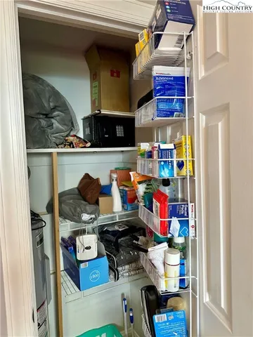 $279,900 | 303 Sugar Top Drive, Unit 61603, Sugar Mountain, NC 28604