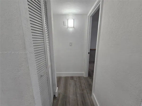 $1,900 | 4550 Northwest 9th Street, Unit 304E, Miami, FL 33126