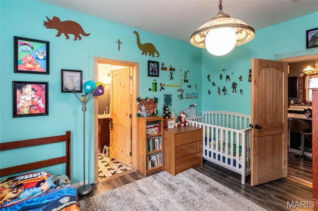 $185,000 | 614 McKissock Street, De Soto, MO 63020