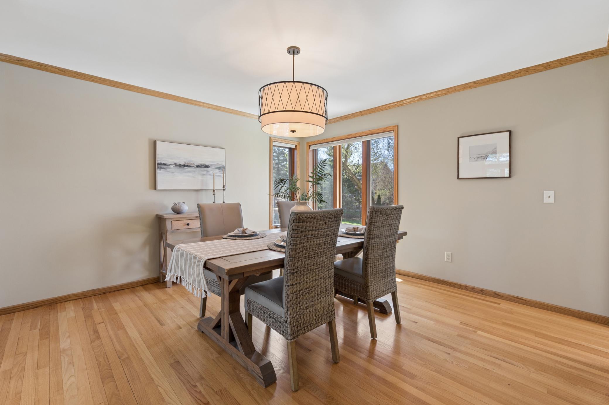 1363 Chatterton Road Eagan, MN 55123 - Photo 13 of 54