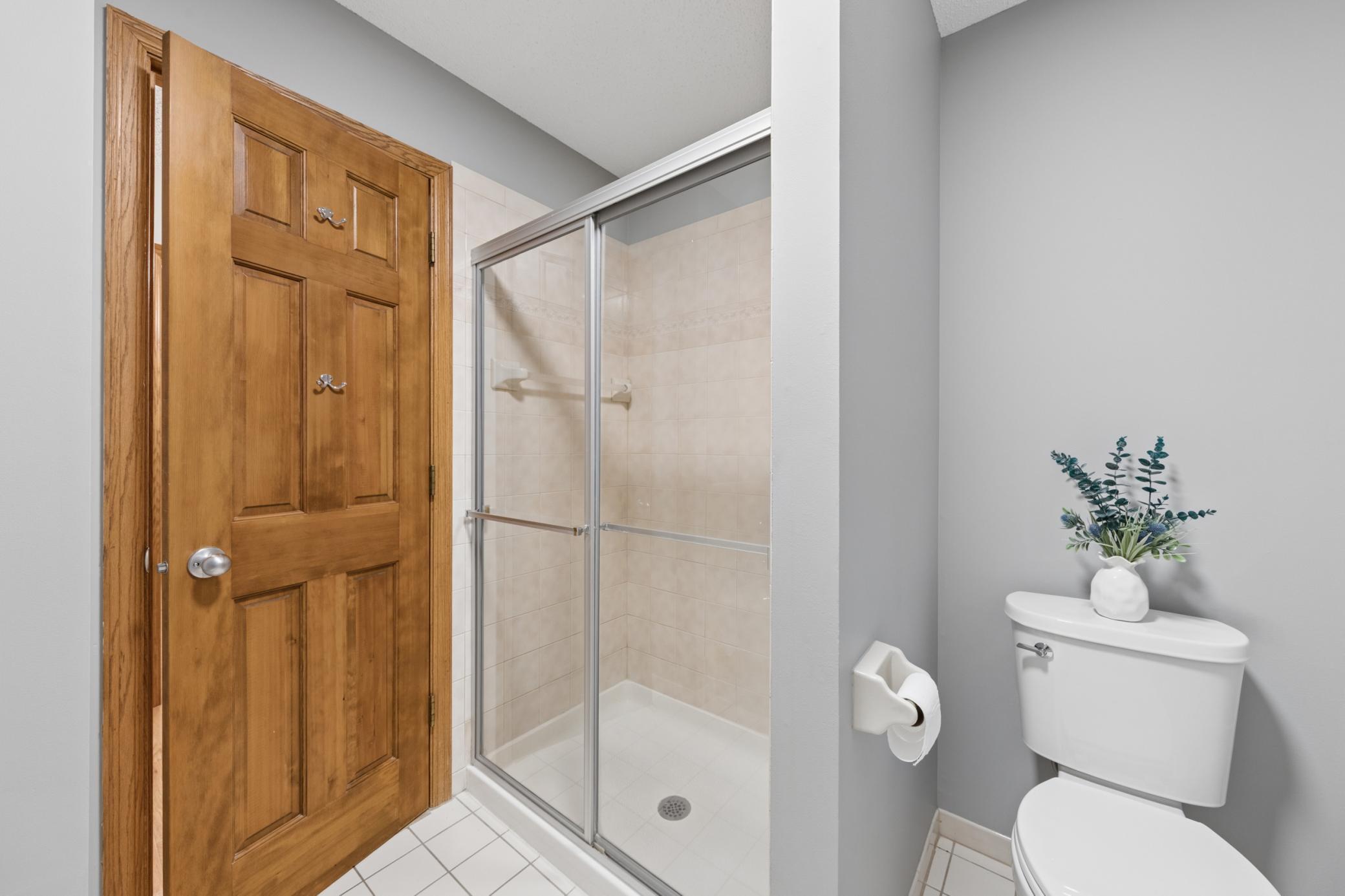 1363 Chatterton Road Eagan, MN 55123 - Photo 25 of 54