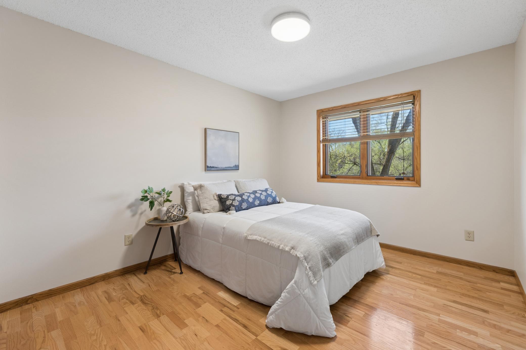 1363 Chatterton Road Eagan, MN 55123 - Photo 28 of 54