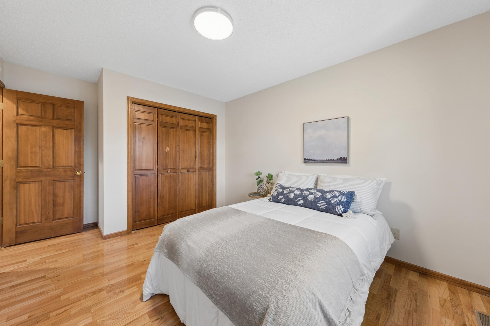 1363 Chatterton Road Eagan, MN 55123 - Photo 29 of 54