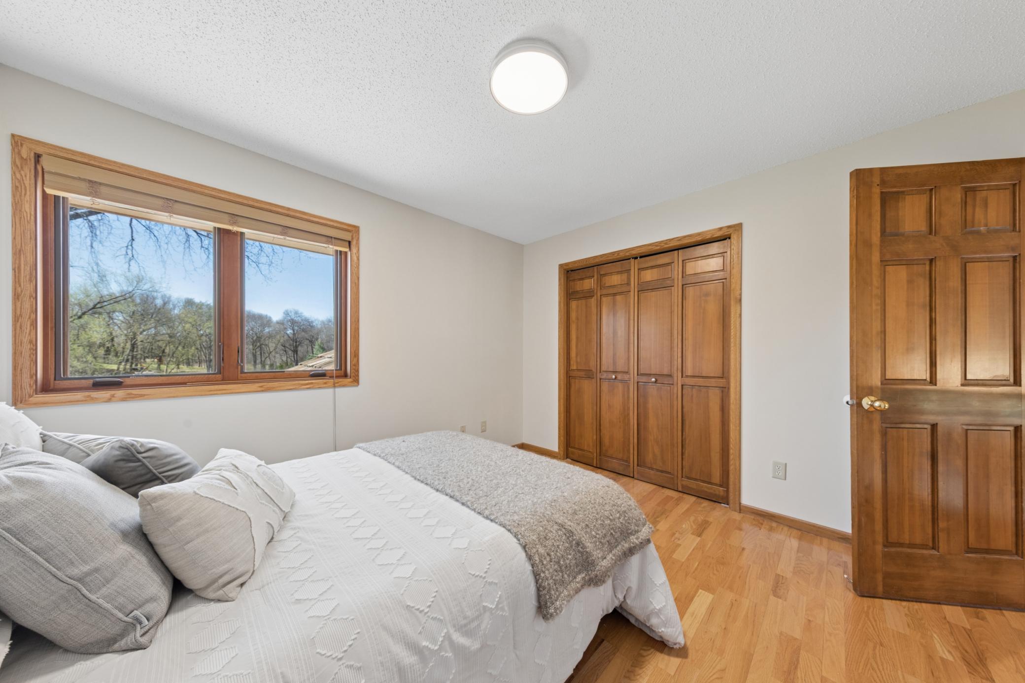 1363 Chatterton Road Eagan, MN 55123 - Photo 31 of 54