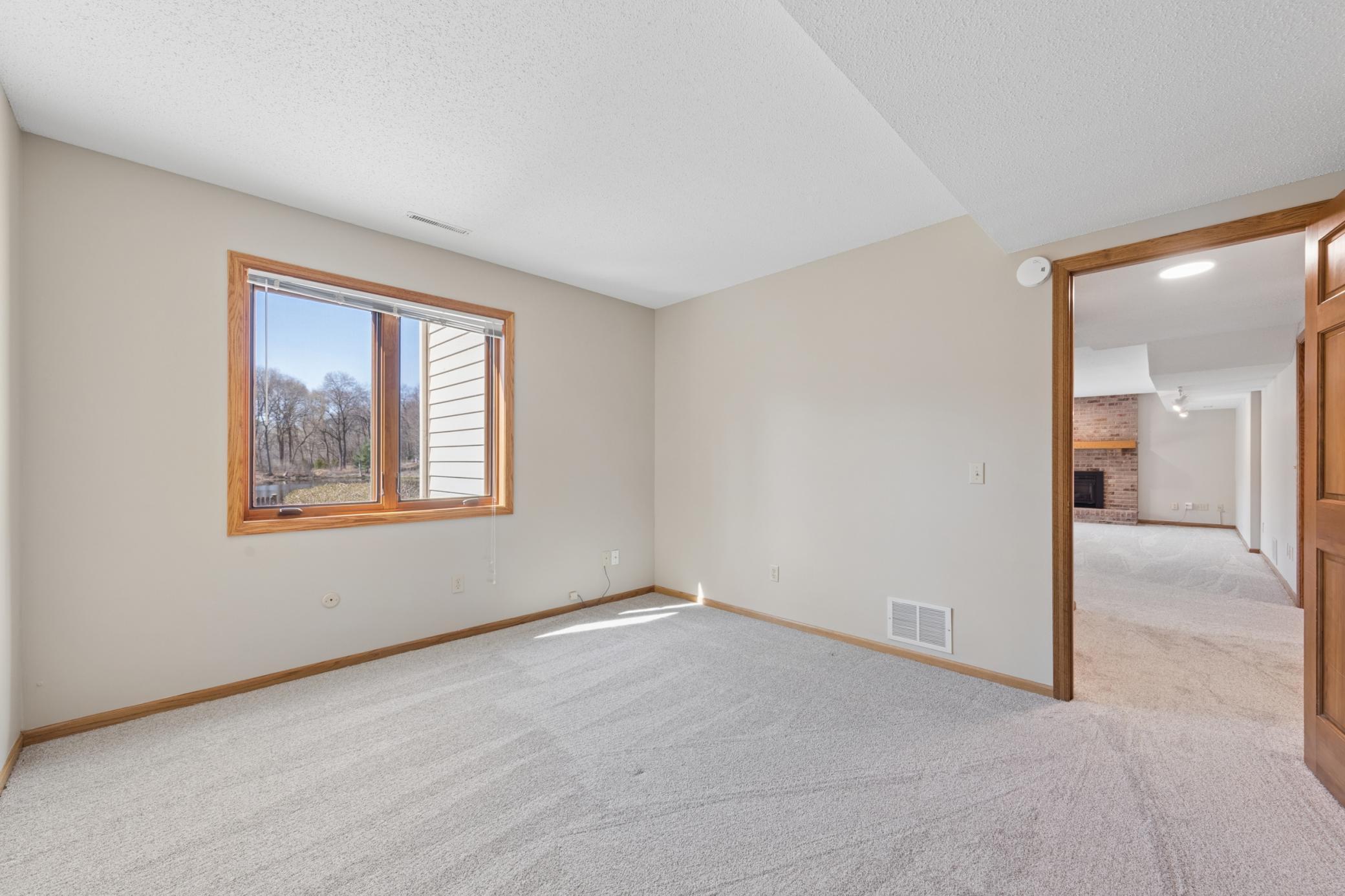 1363 Chatterton Road Eagan, MN 55123 - Photo 39 of 54