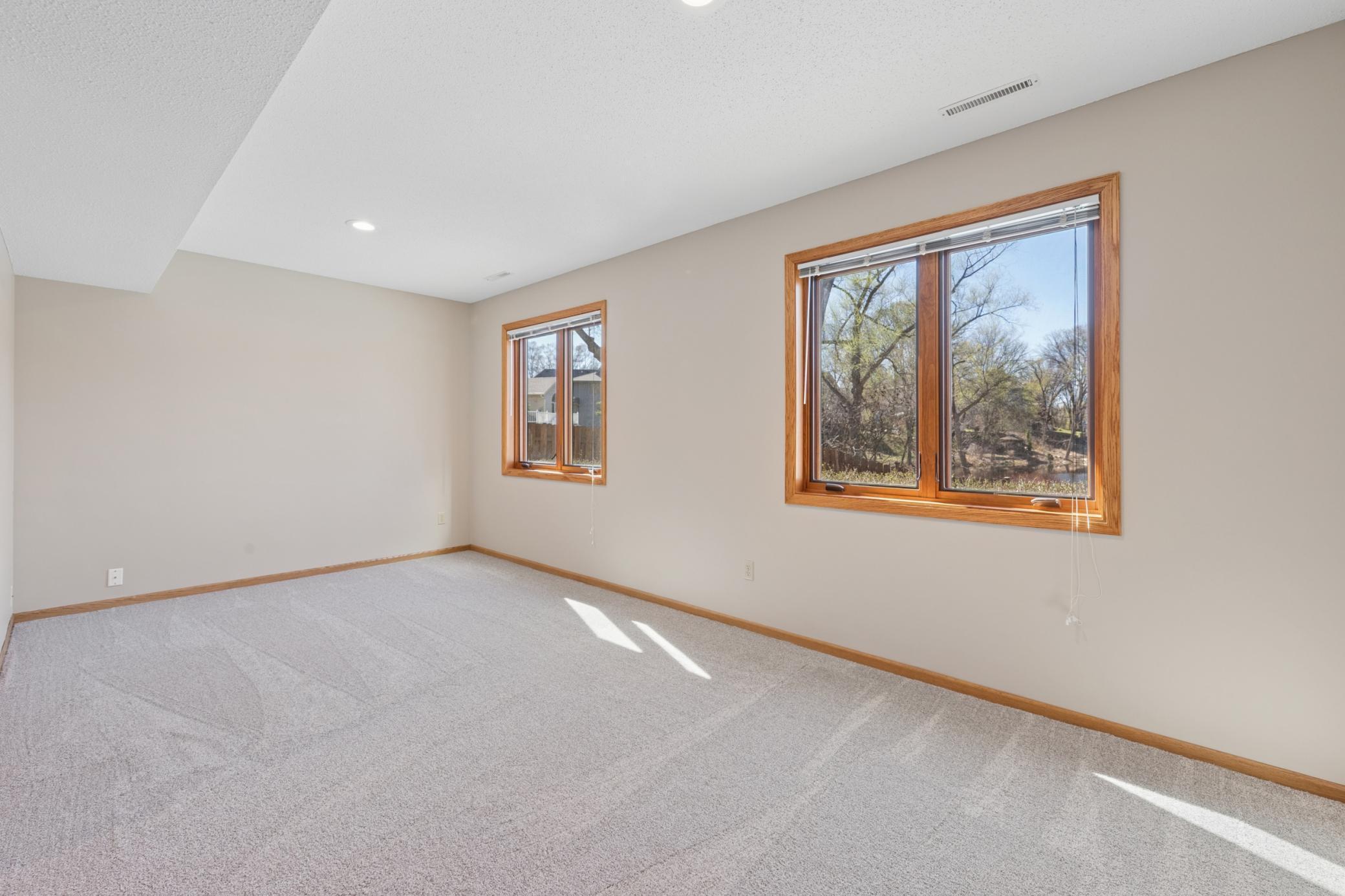 1363 Chatterton Road Eagan, MN 55123 - Photo 40 of 54