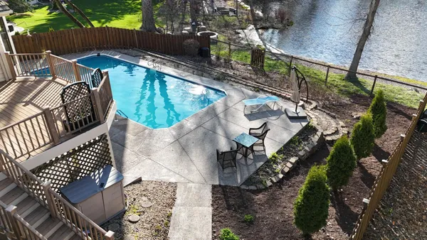 $700,000 | 1363 Chatterton Road, Eagan, MN 55123