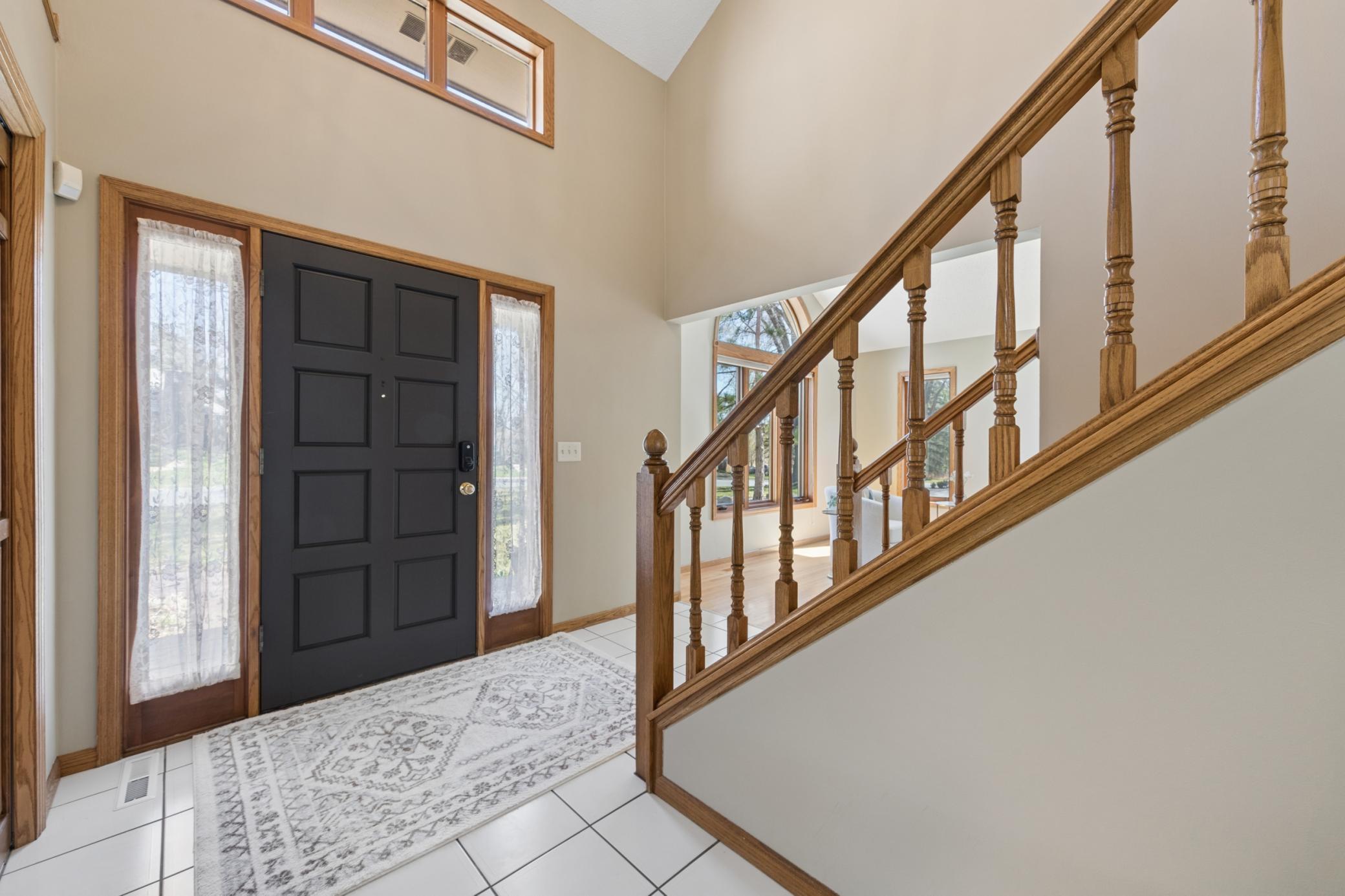 1363 Chatterton Road Eagan, MN 55123 - Photo 9 of 54