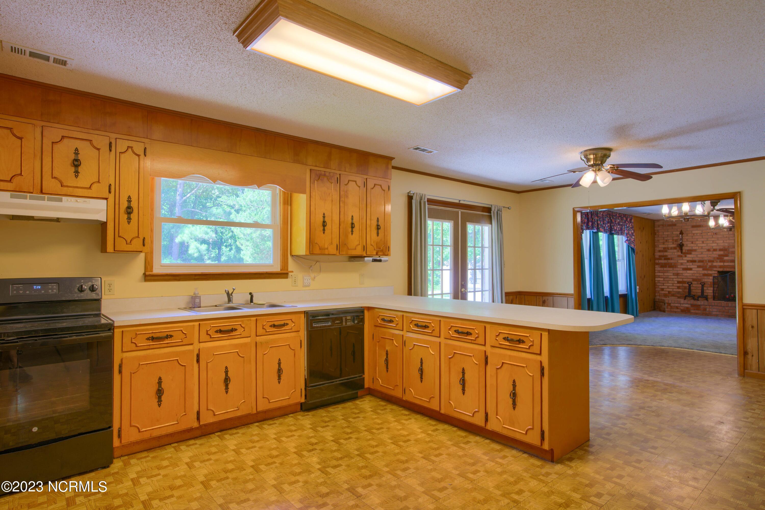 564 Old Folkstone Road Holly Ridge, NC 28445 - Photo 12 of 30 564 Old Folkstone - Interiors - Edited_9