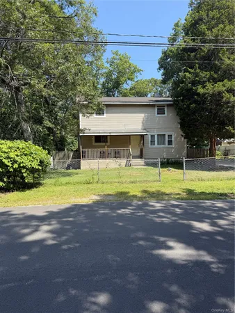 $449,999 | 59 Norfleet Lane, Brookhaven, NY 11727