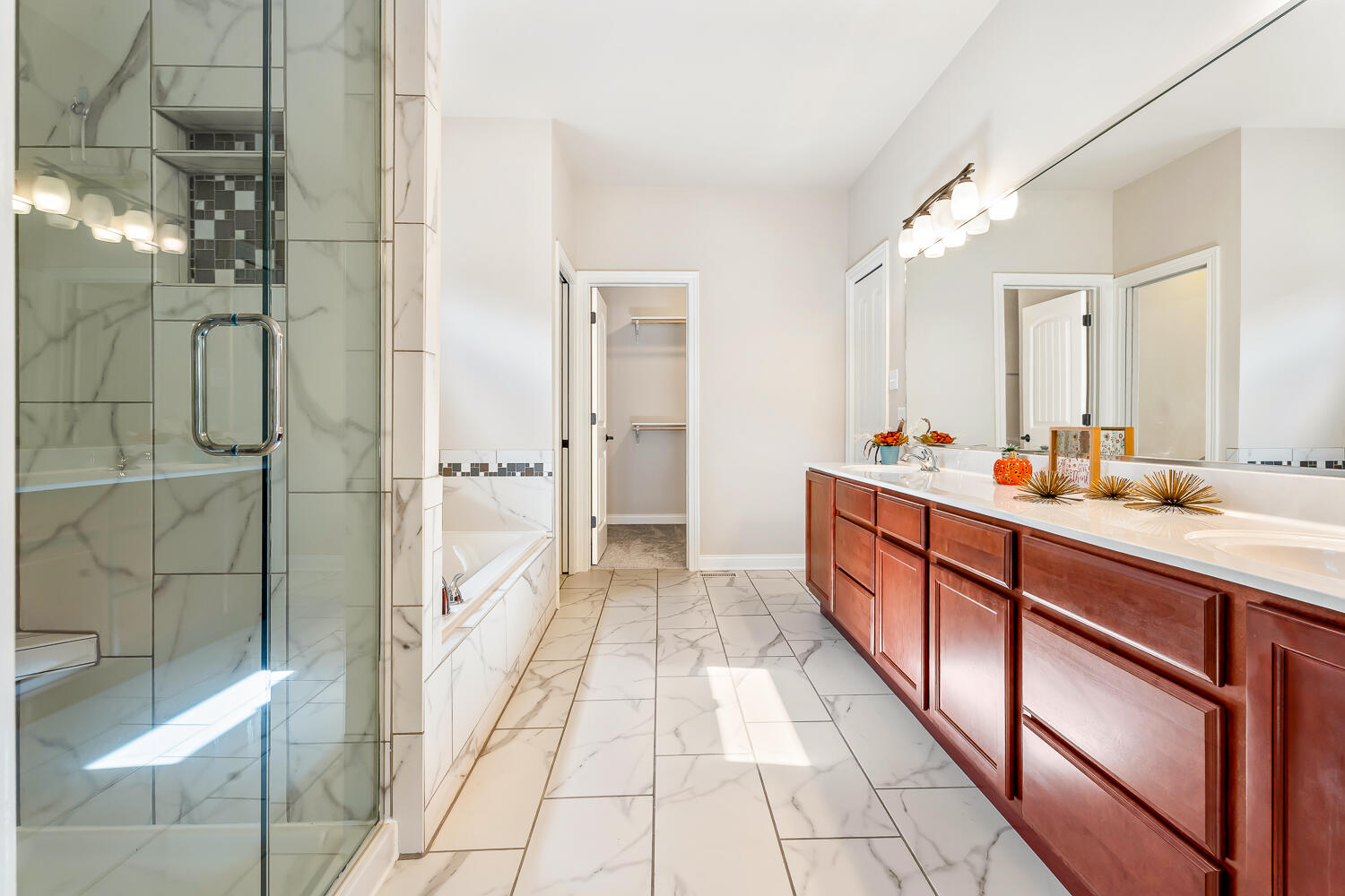 10181 Azalea Drive Crown Point, IN 46307 - Photo 13 of 22 1500x1000