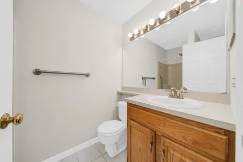 $374,900 | 3 Bartemus Trail, Unit 202, Nashua, NH 03063