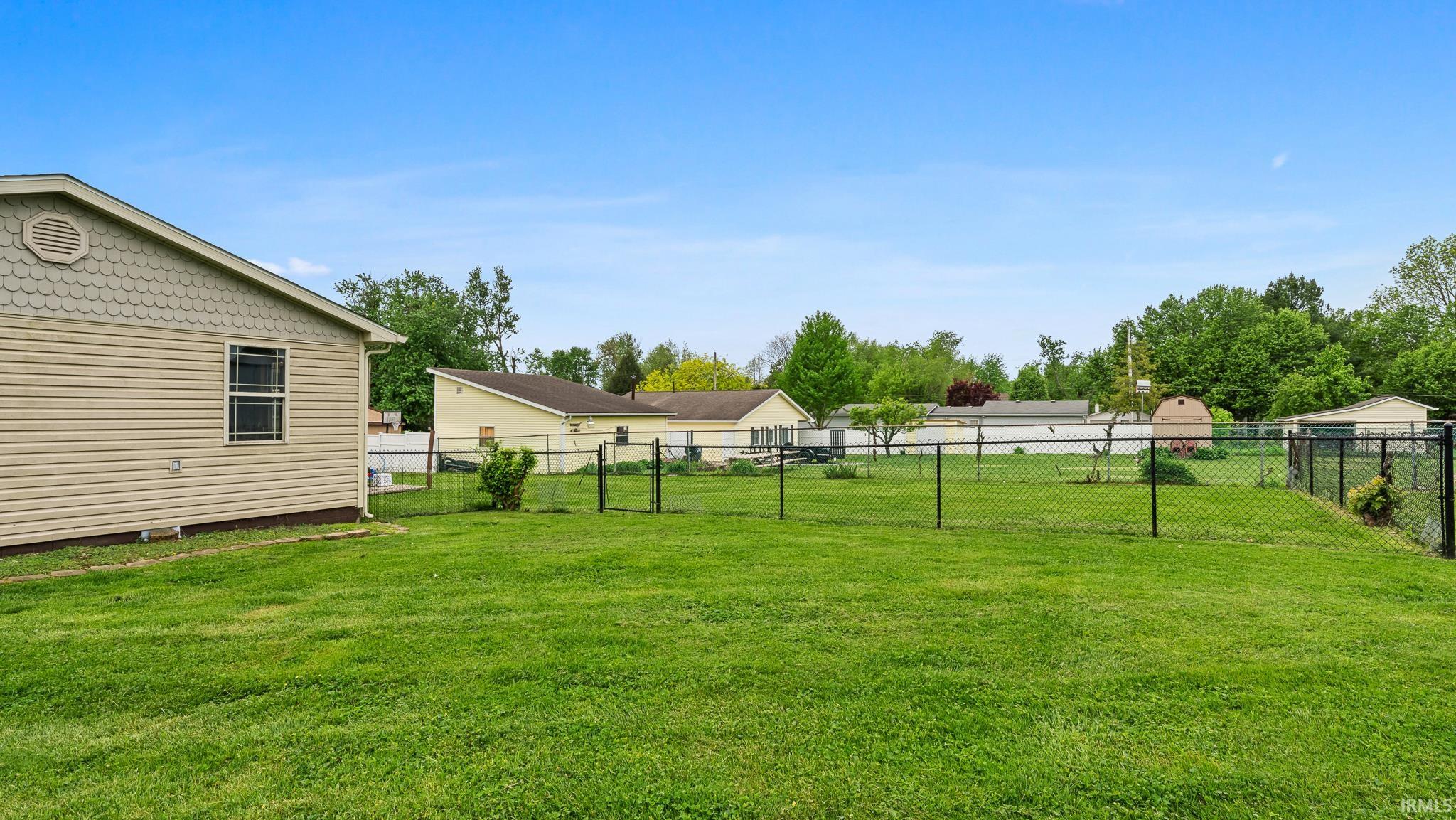 2713 U Street Bedford, IN 47421 - Photo 7 of 23