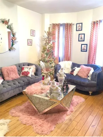 $675,000 | 1622 Van Buren Street | Van Nest