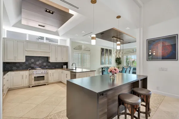 $25,000 | 186 Golf Village Boulevard, Jupiter, FL 33458