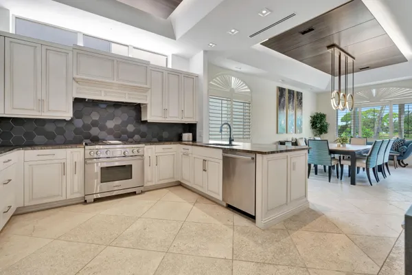 $25,000 | 186 Golf Village Boulevard, Jupiter, FL 33458