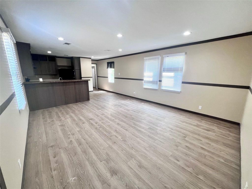 9111 Puritan Way Rosharon, TX 77583 - Photo 1 of 16 Gallery Image 1