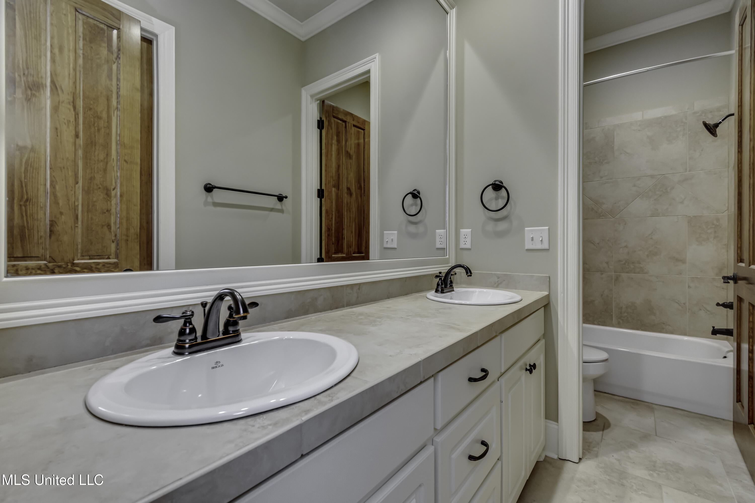 106 Normandy Court Madison, MS 39110 - Photo 36 of 48 106 Normandy Ct--54