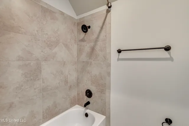 $849,900 | 106 Normandy Court, Madison, MS 39110