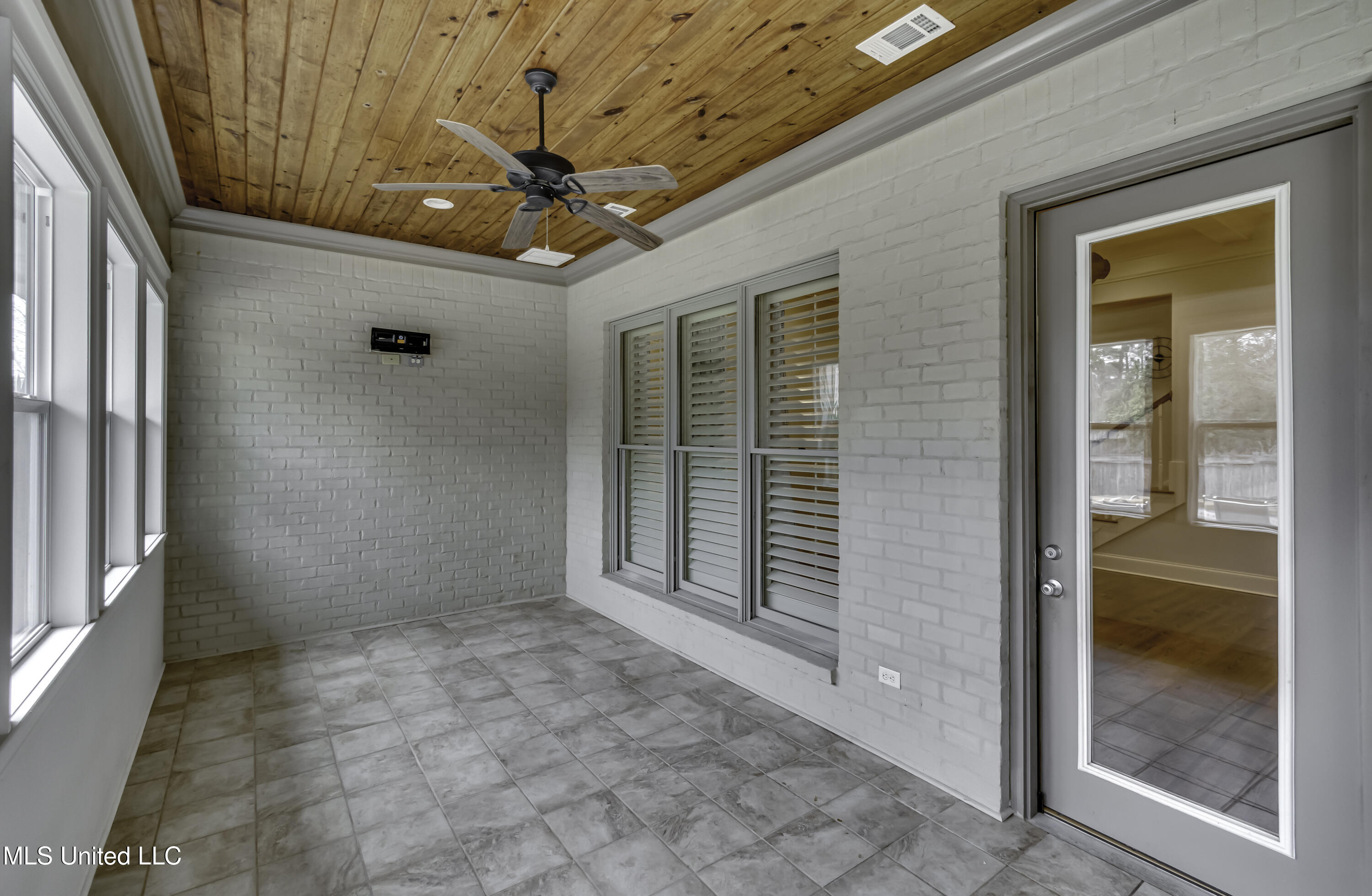 106 Normandy Court Madison, MS 39110 - Photo 47 of 48 106 Normandy Ct--12