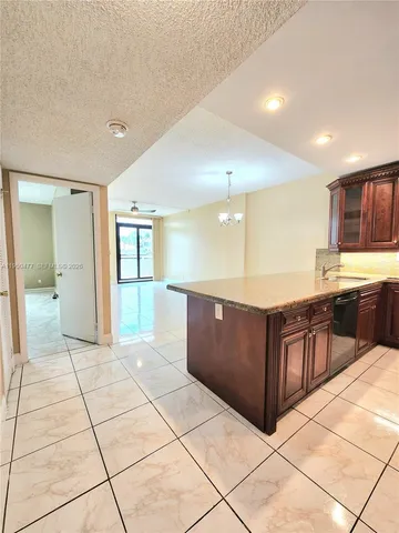 $2,200 | 1600 South Ocean Drive, Unit 1C, Hollywood, FL 33019