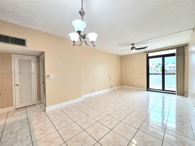 $2,200 | 1600 South Ocean Drive, Unit 1C, Hollywood, FL 33019