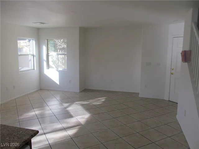 $1,750 | 9911 Copano Bay Avenue, Las Vegas, NV 89148