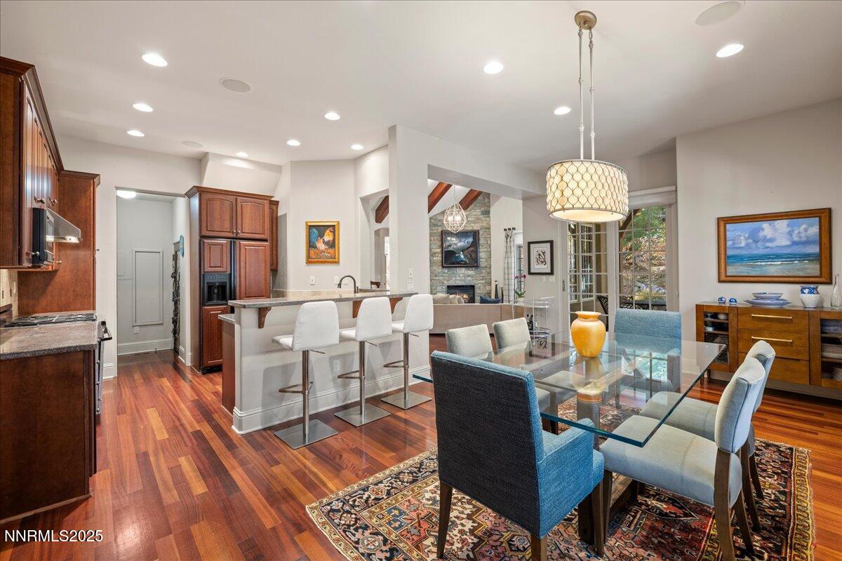 6355 Wetzel Court Reno, NV 89511 - Photo 7 of 38 a view of a living room and kitchen