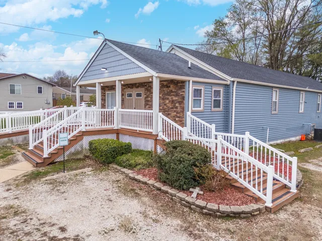 $205,000 | 13895 First Street, Pekin, IL 61554