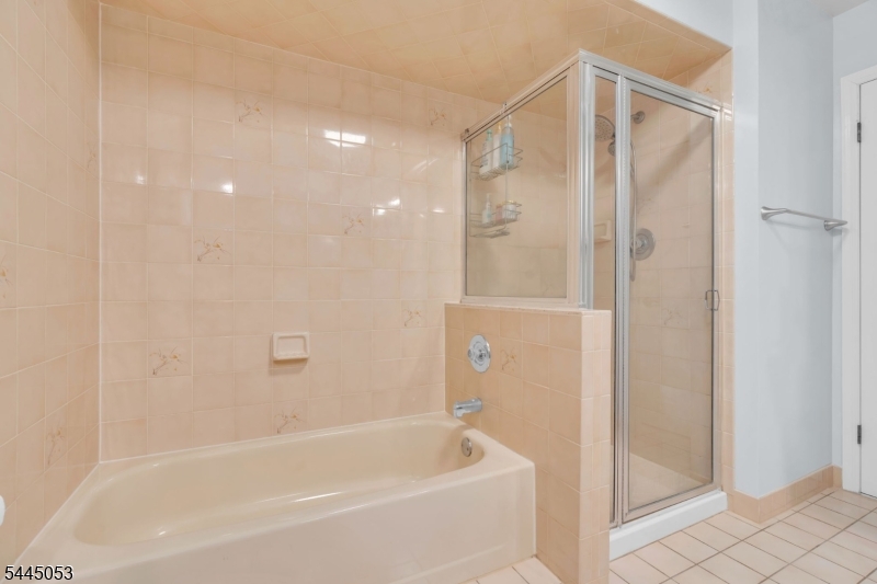 66 Bond Street Bridgewater, NJ 08807 - Photo 36 of 47