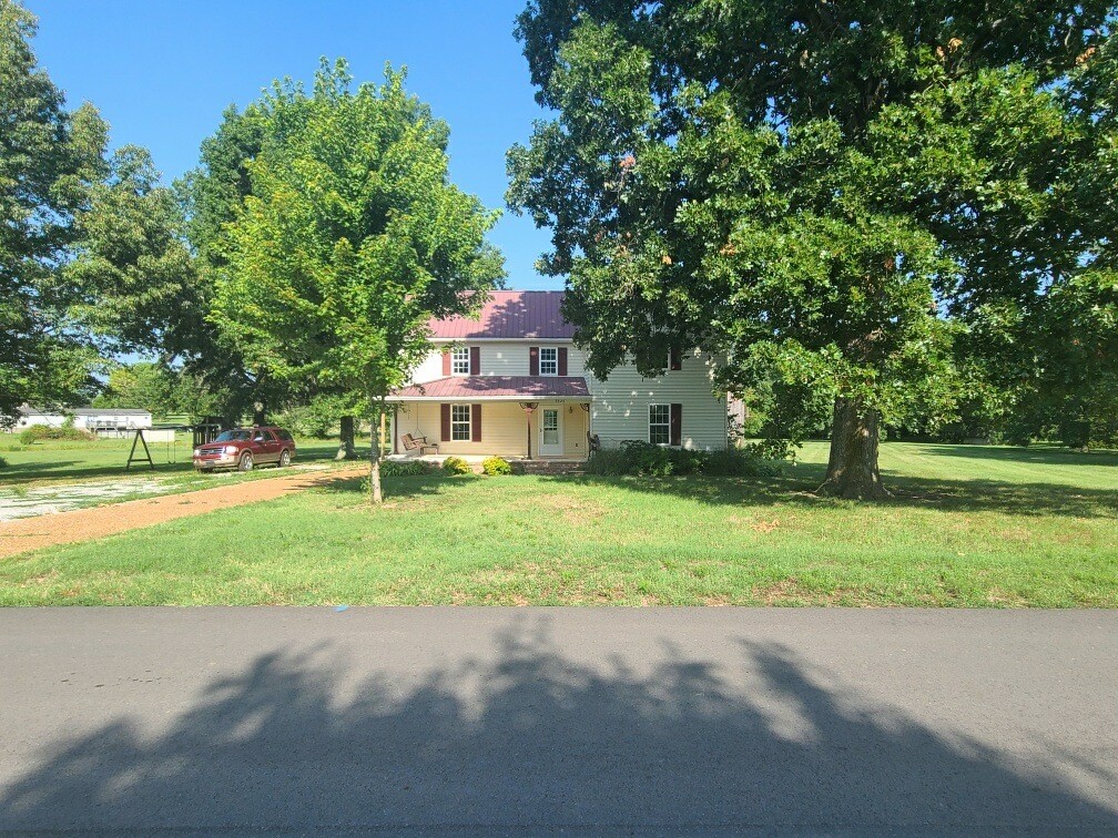 5626 Price Road Orlinda, TN 37141 - Photo 6 of 12 Gallery Image 6