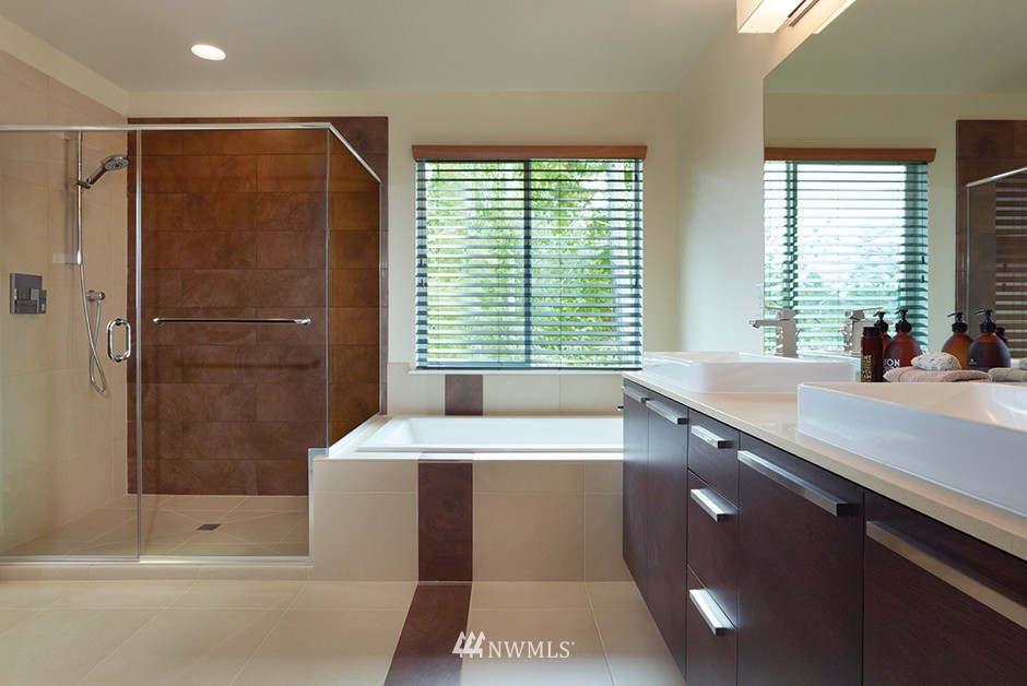 4028 168th Place Southeast Bothell, WA 98012 - Photo 6 of 9