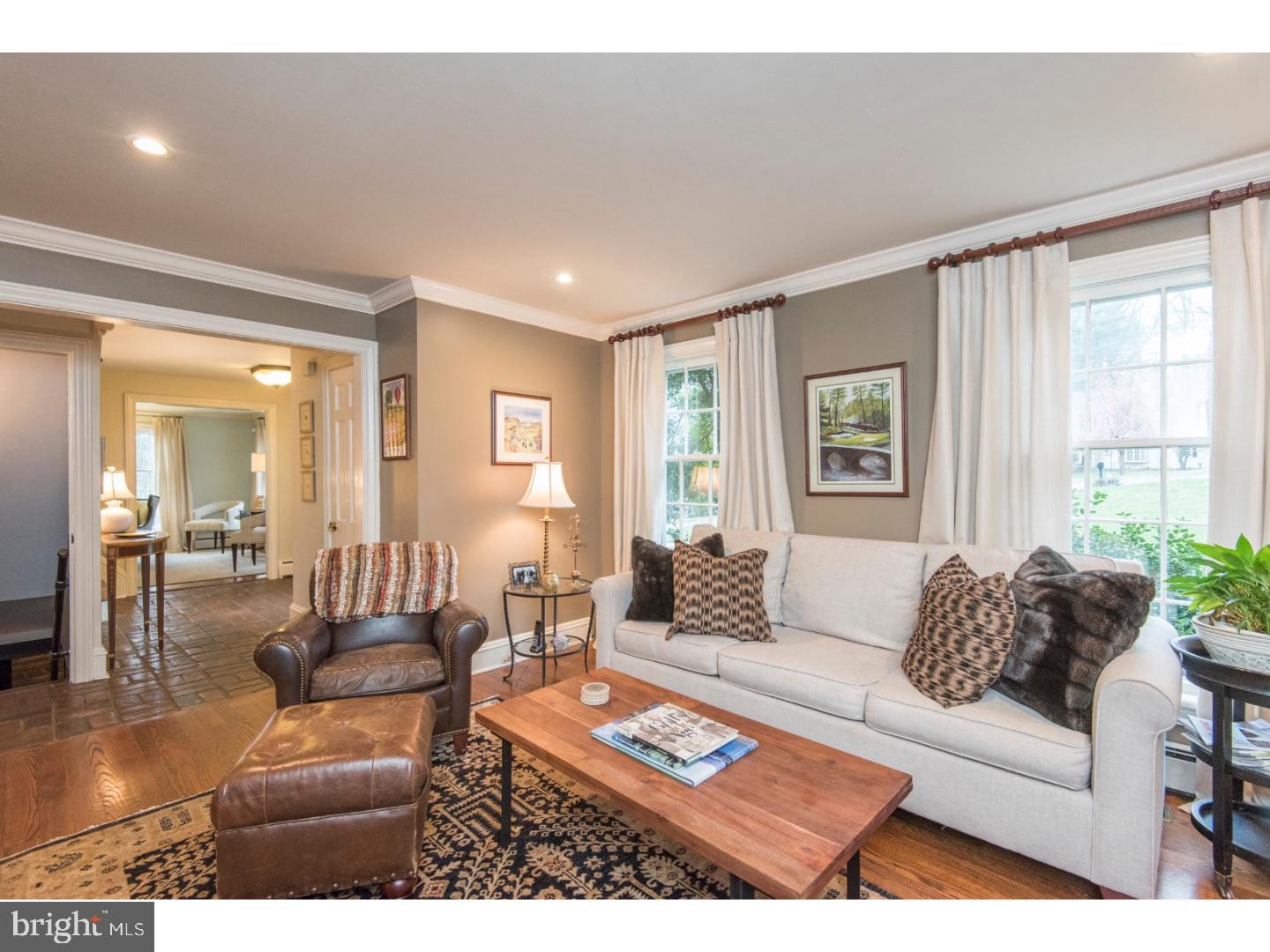 813 Hunt Road Newtown Square, PA 19073 - Photo 6 of 24 Family Room