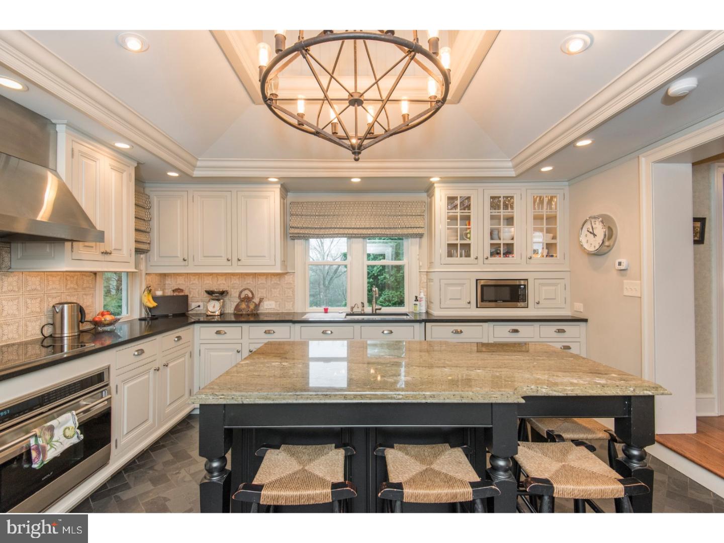 813 Hunt Road Newtown Square, PA 19073 - Photo 9 of 24 Kitchen