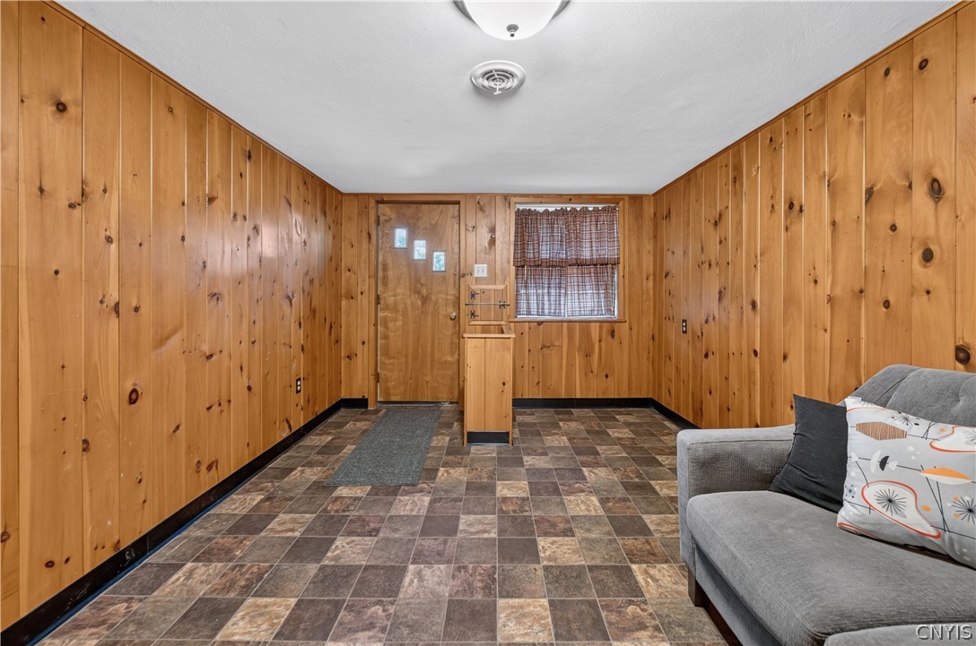 88 Whitcomb Road Fulton, NY 13069 - Photo 18 of 40 Gallery Image 18