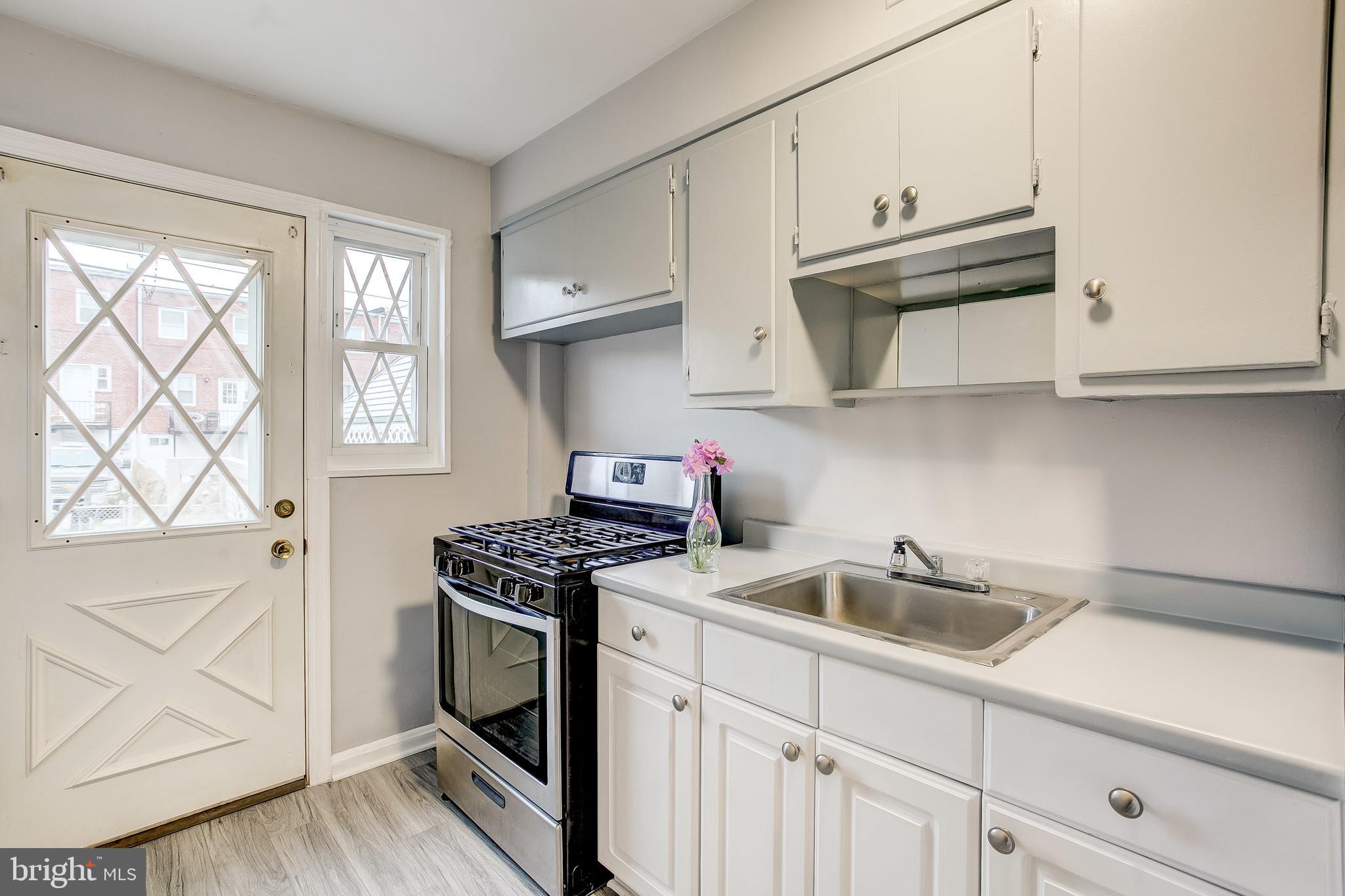 7824 Wynbrook Road Baltimore, MD 21224 - Photo 11 of 24